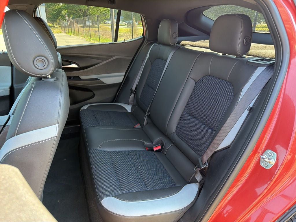 2024 Buick Envista Preferred *** ONE OWNER ** LOW MILES ***
