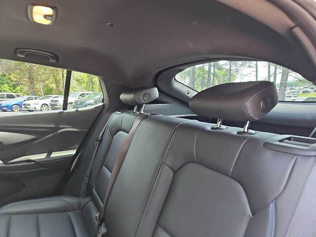 2024 Buick Envista Sport Touring LOCAL *** LEATHER- HEATED SEATS ***