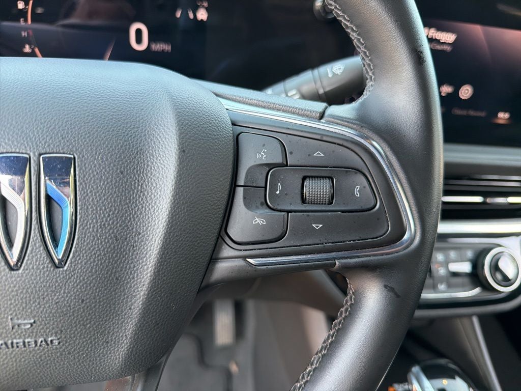 2024 Buick Envista Sport Touring LOCAL *** LEATHER- HEATED SEATS ***