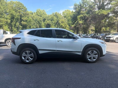 2025 Chevrolet Trax LS