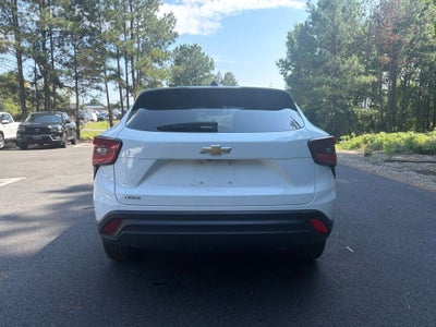 2025 Chevrolet Trax LS