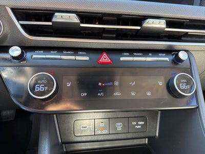 2025 Hyundai Sonata SEL **** ONE OWNER ****