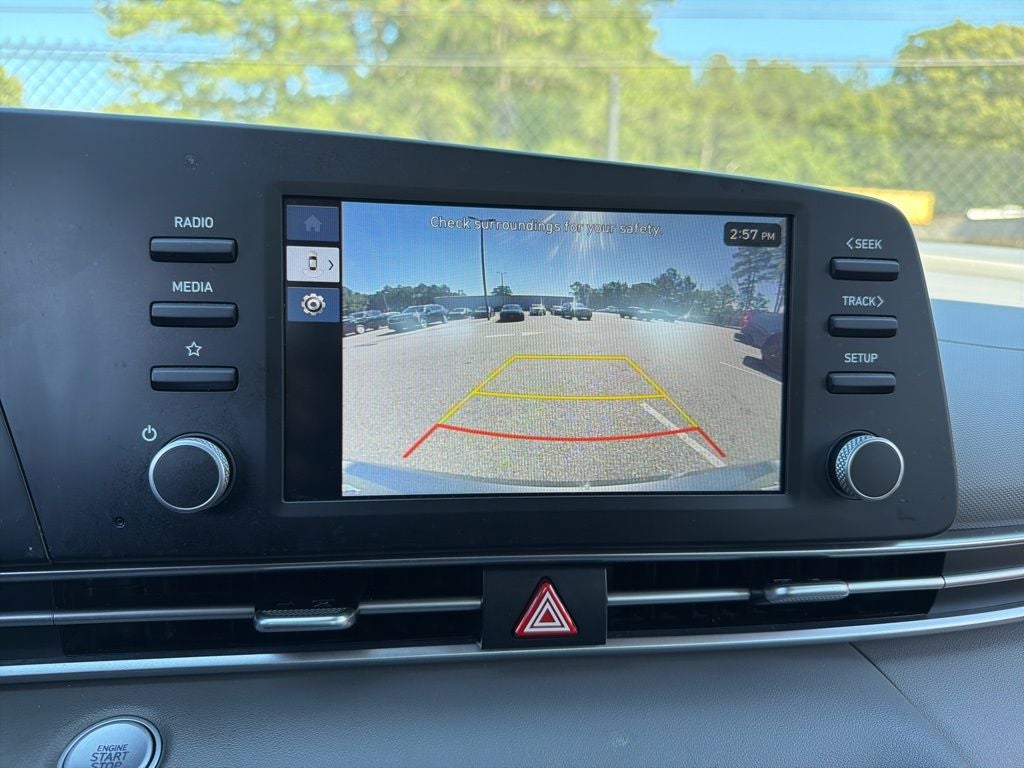 2025 Hyundai Elantra SEL Sport *** LOW LOW MILES LOCAL ***