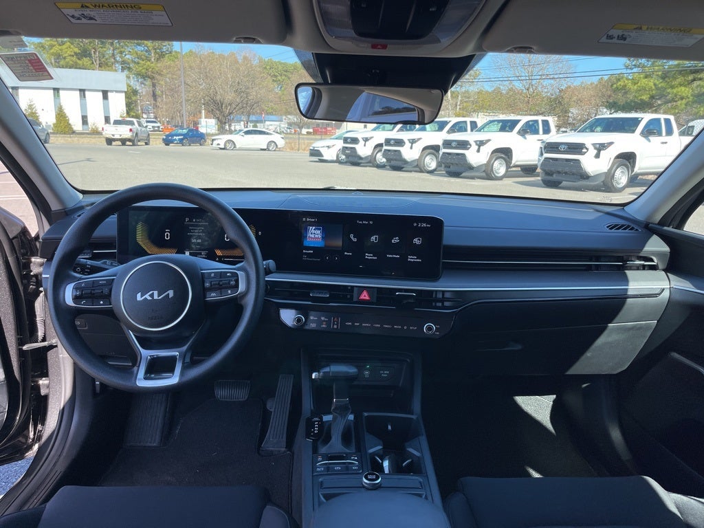 2025 Kia K5 LXS
