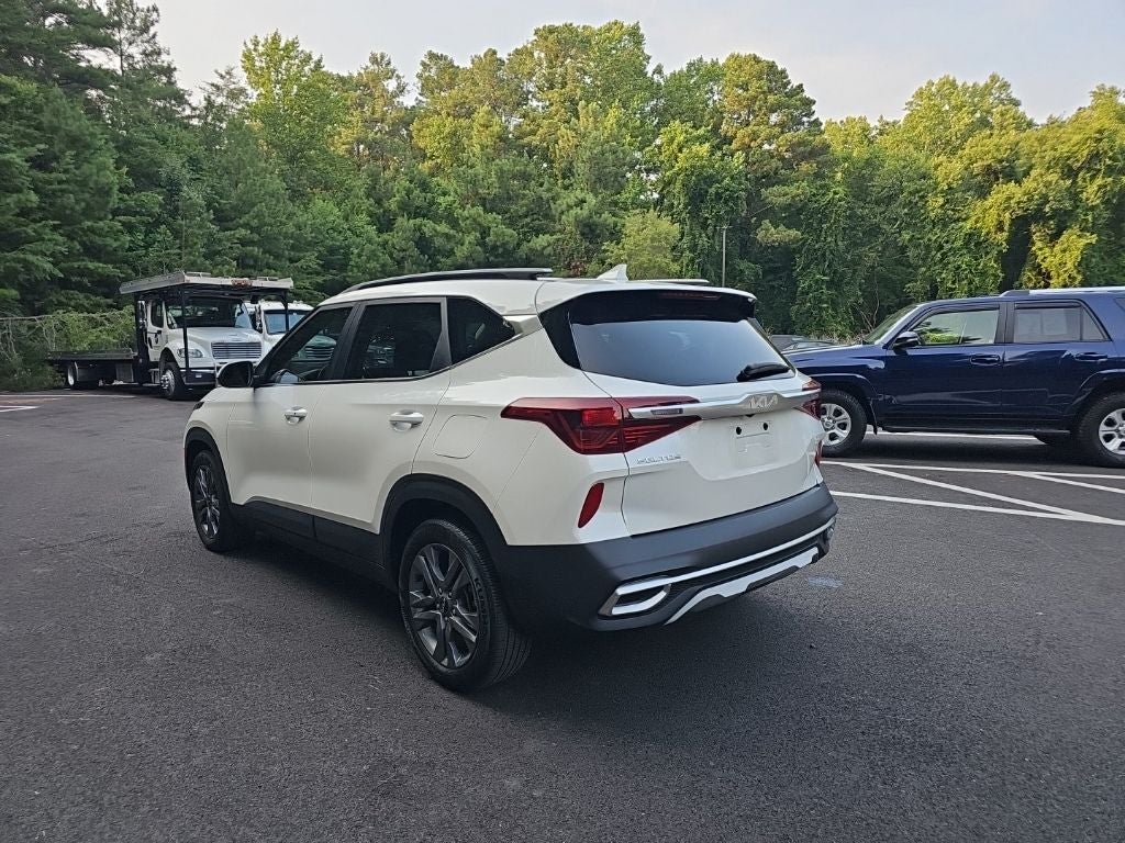 2023 Kia Seltos S *** CLEAN TRADE ** LOW MILES ***