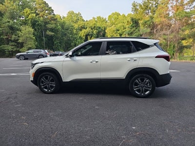 2023 Kia Seltos S *** CLEAN TRADE ** LOW MILES ***