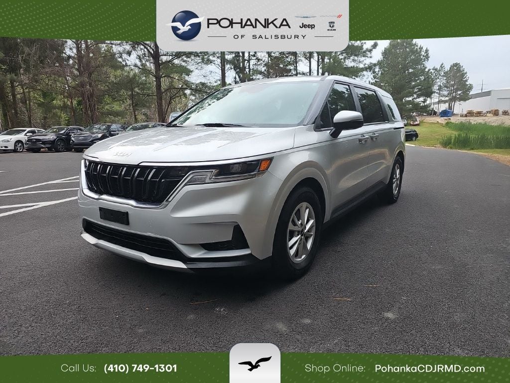 2022 Kia Carnival LX *** MULTI-PASSENGER VEHICLE ****