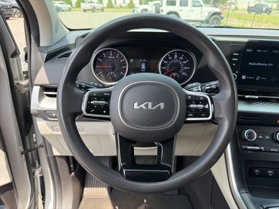 2022 Kia Carnival LX *** MULTI-PASSENGER VEHICLE ****