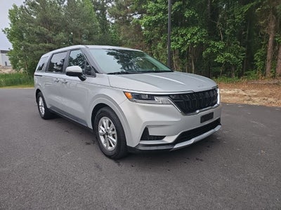 2022 Kia Carnival LX *** MULTI-PASSENGER VEHICLE ****