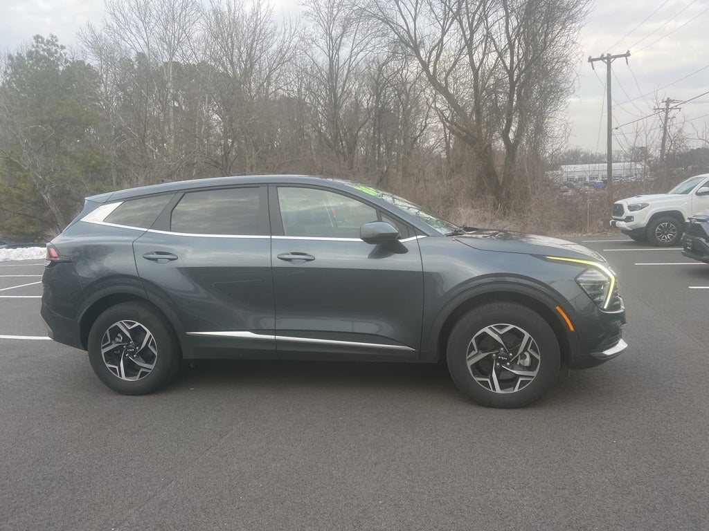 2024 Kia Sportage LX