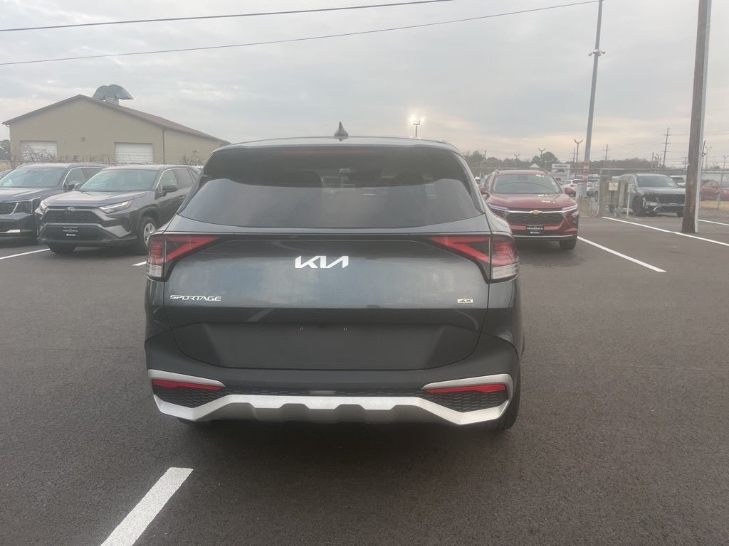 2024 Kia Sportage LX