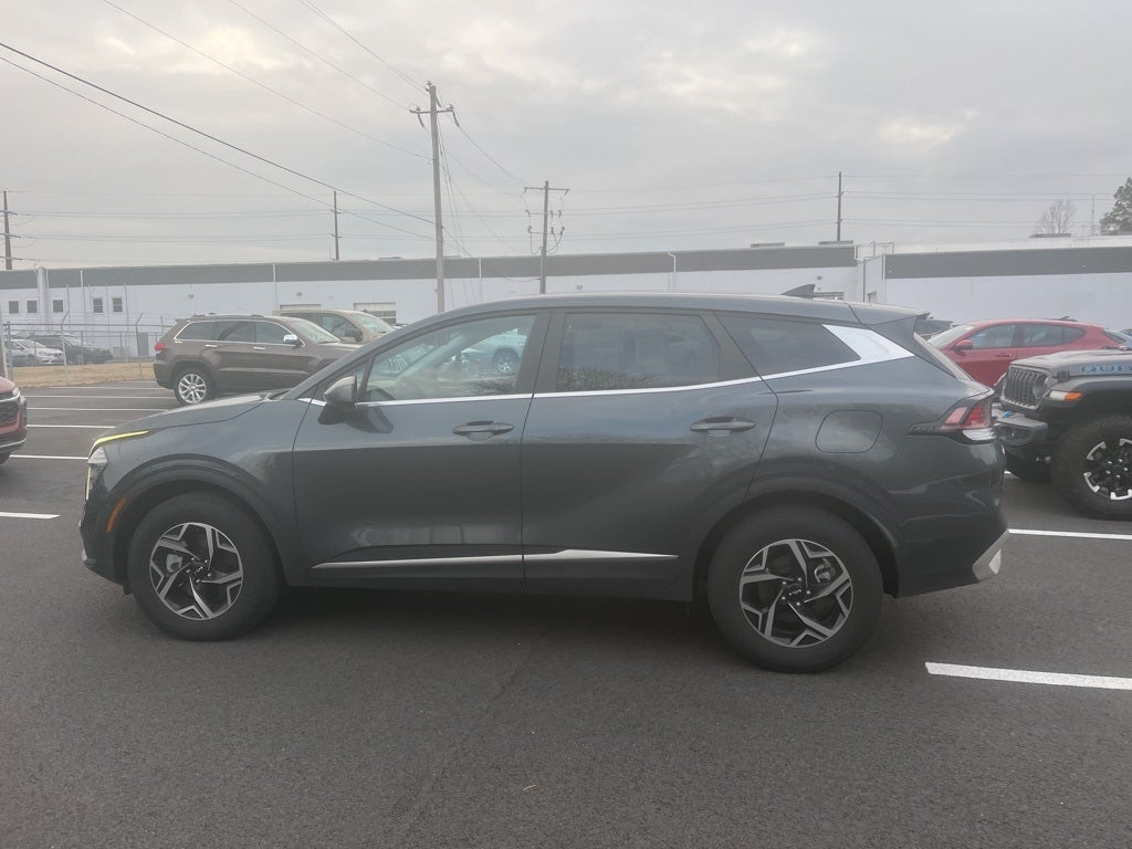 2024 Kia Sportage LX