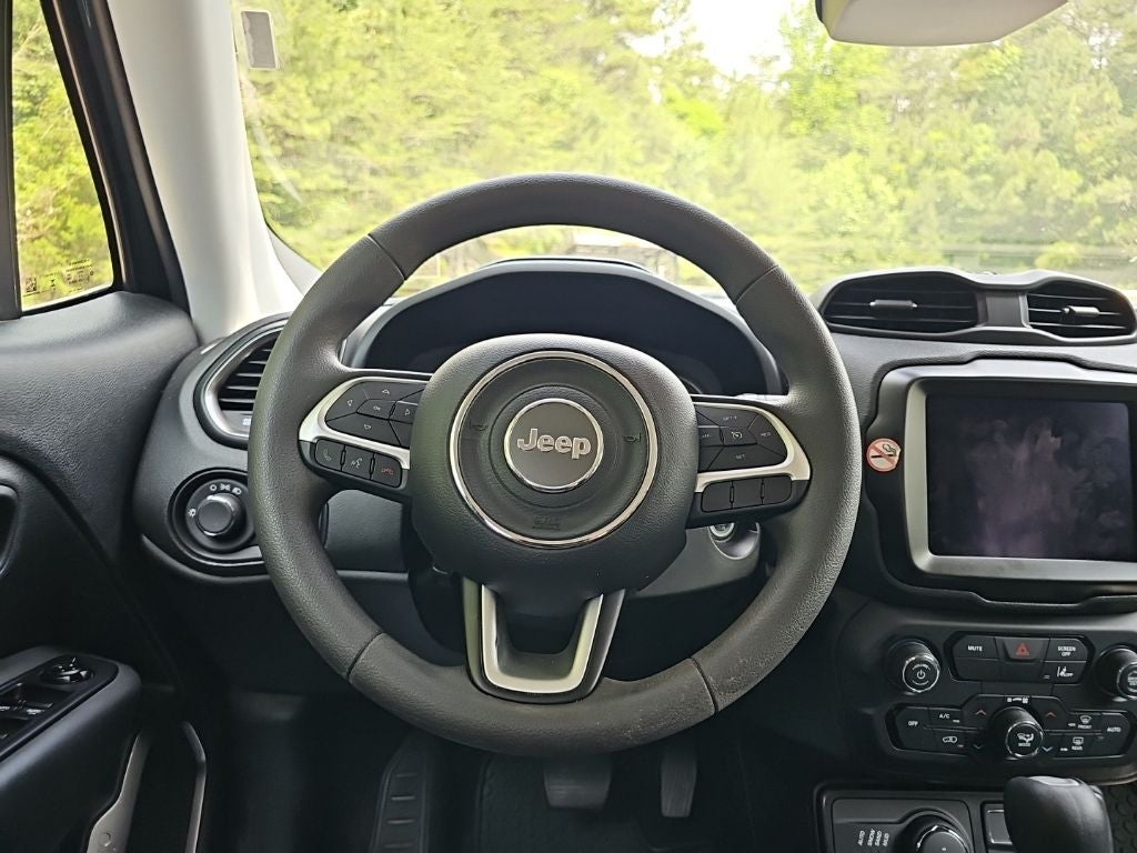 2023 Jeep Renegade Latitude *** ONE OWNER ** LOW MILES ***