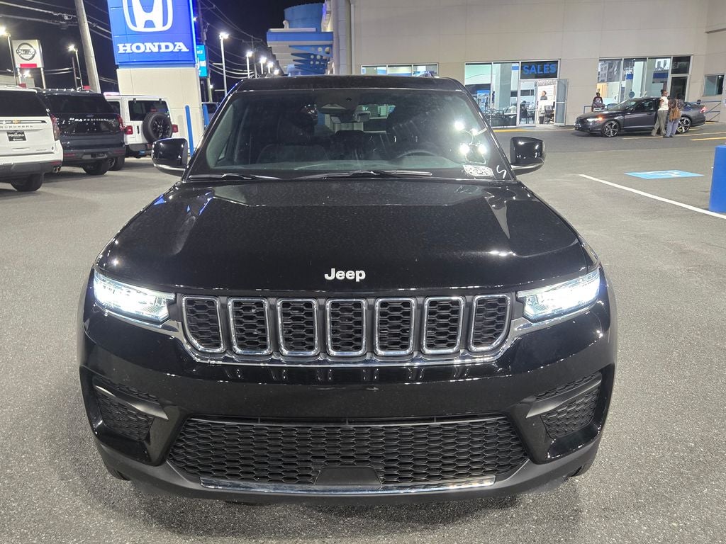2025 Jeep Grand Cherokee Laredo