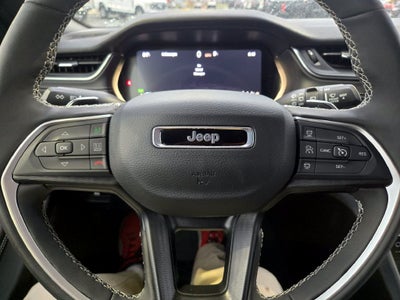 2025 Jeep Grand Cherokee Laredo X
