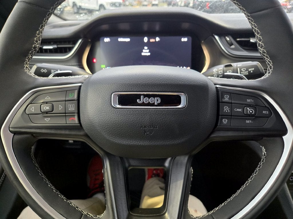 2025 Jeep Grand Cherokee Laredo X