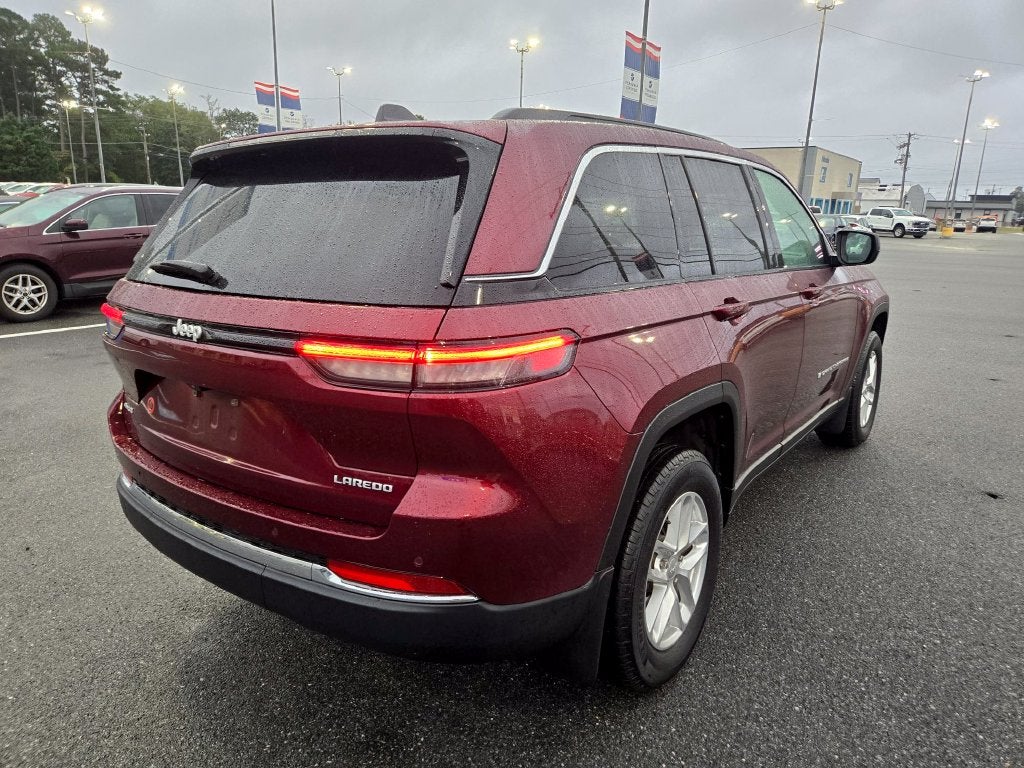 2025 Jeep Grand Cherokee Laredo X