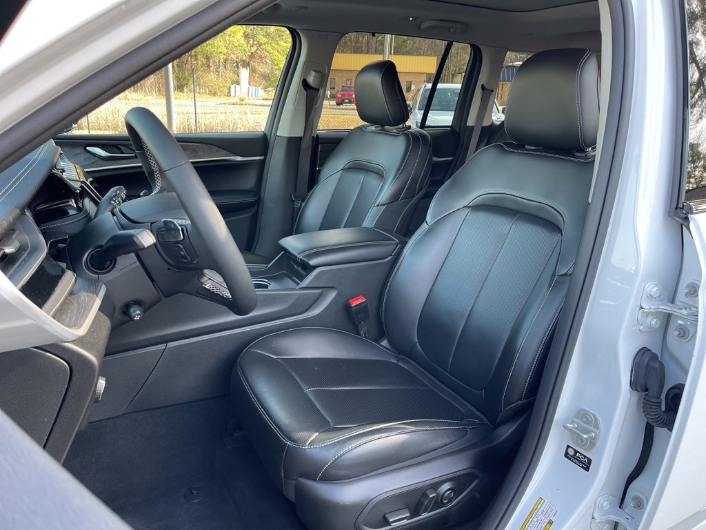 2023 Jeep Grand Cherokee 4xe **Pohanka Certified 10 YEAR/100,000**