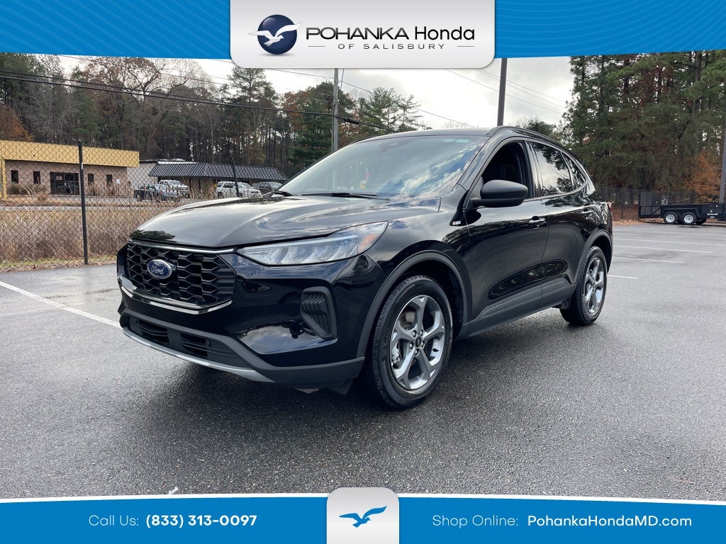 2025 Ford Escape ST-Line ** Pohanka Certified 10 YEAR/100,000 **