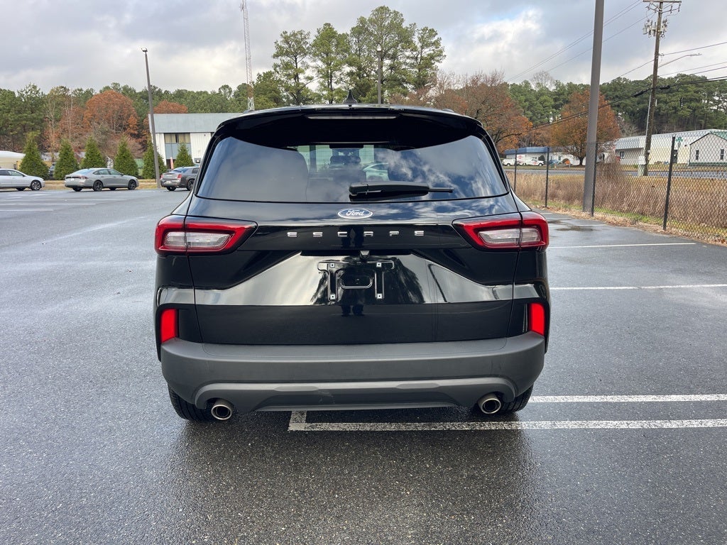 2025 Ford Escape ST-Line ** Pohanka Certified 10 YEAR/100,000 **