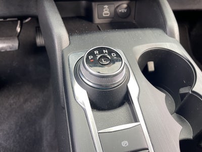 2025 Ford Escape ST-Line ** Pohanka Certified 10 YEAR/100,000 **