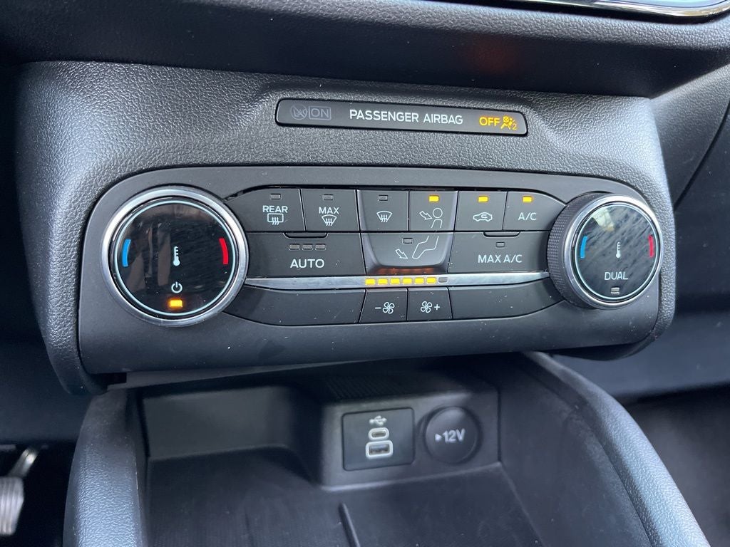 2025 Ford Escape ST-Line AWD ** Pohanka Certified 10 Year / 100,000 **