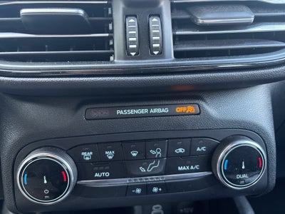 2025 Ford Escape ST-Line AWD ** Pohanka Certified 10 Year / 100,000 **