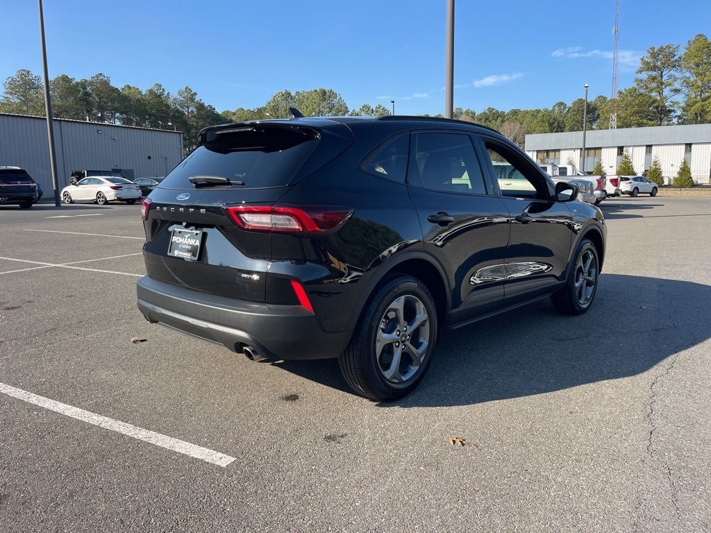 2025 Ford Escape ST-Line AWD ** Pohanka Certified 10 Year / 100,000 **