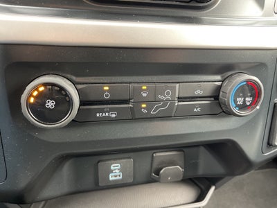 2022 Ford F-150 XLT ** Pohanka Certified 10 YEAR/100,000 **