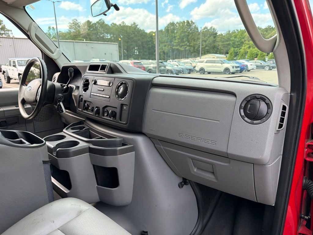 2014 Ford E-350SD Commercial