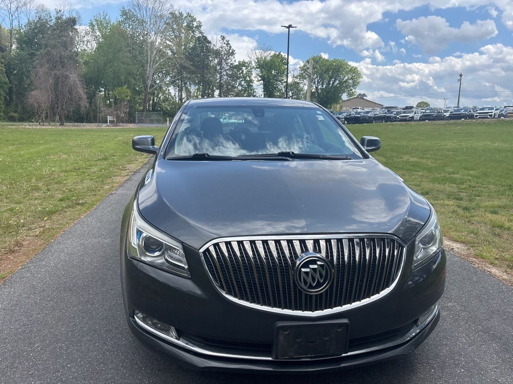2016 Buick LaCrosse Base