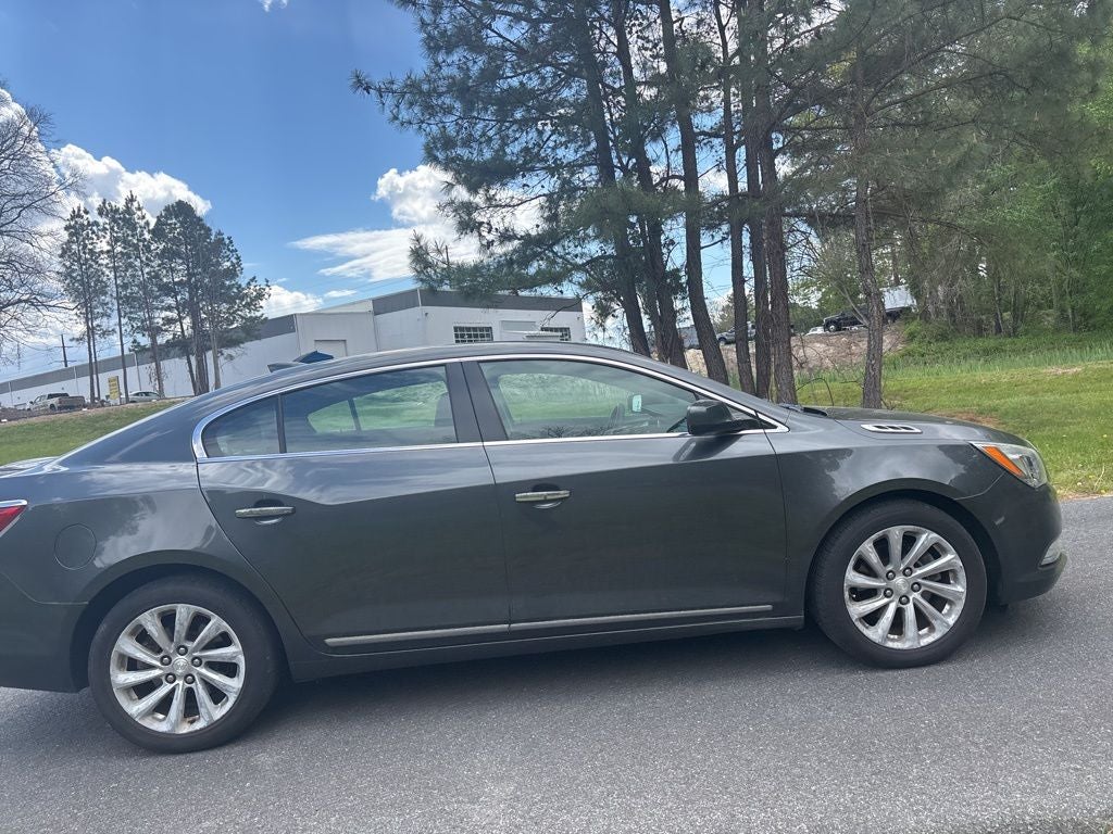 2016 Buick LaCrosse Base