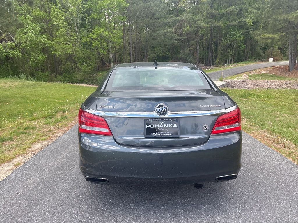 2016 Buick LaCrosse Base