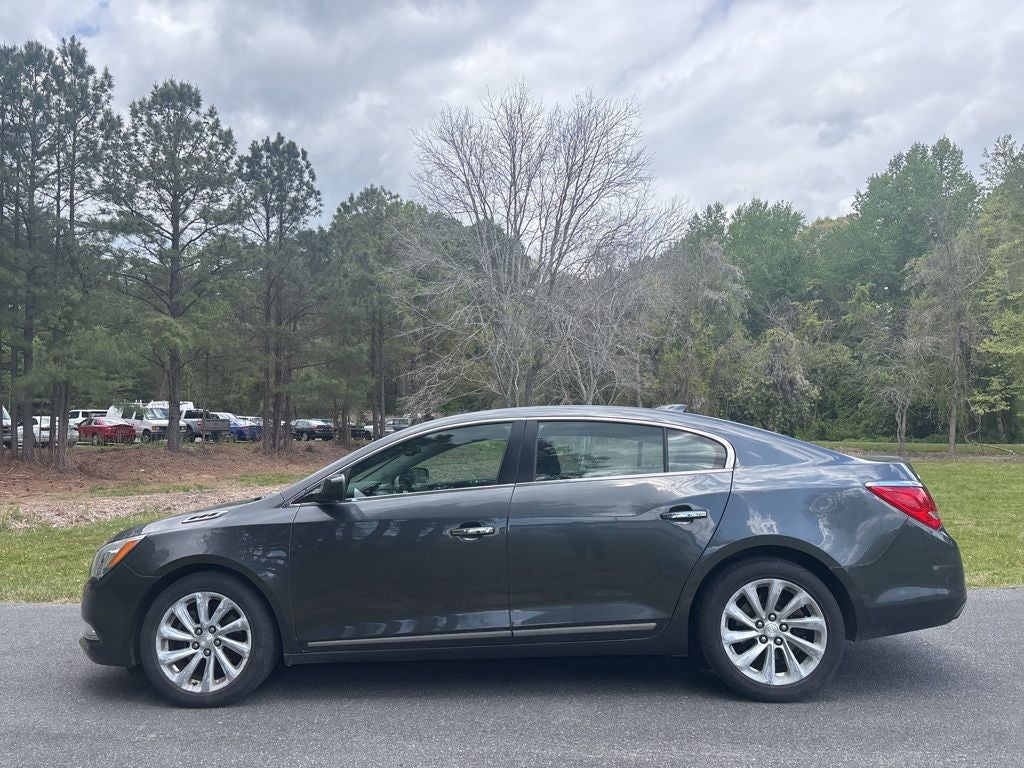 2016 Buick LaCrosse Base