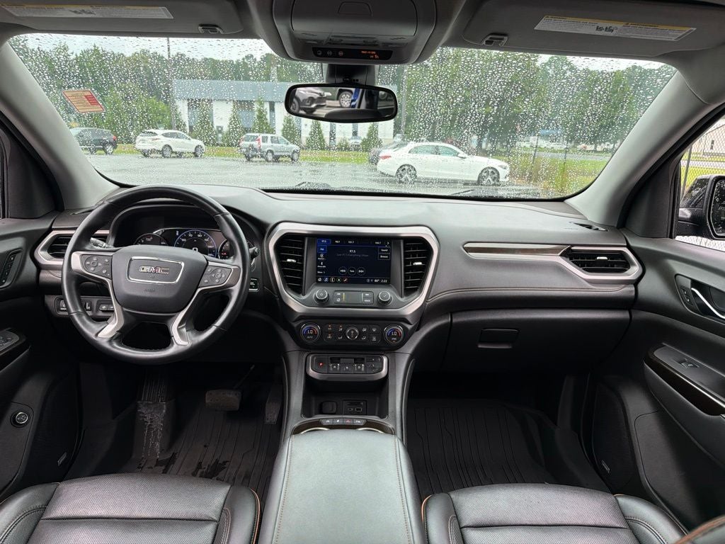 2023 GMC Acadia AT4