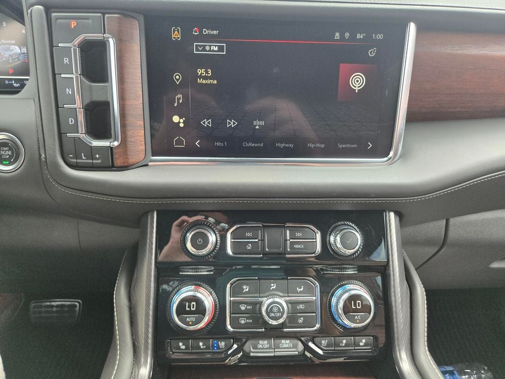 2024 GMC Yukon XL Denali Ultimate