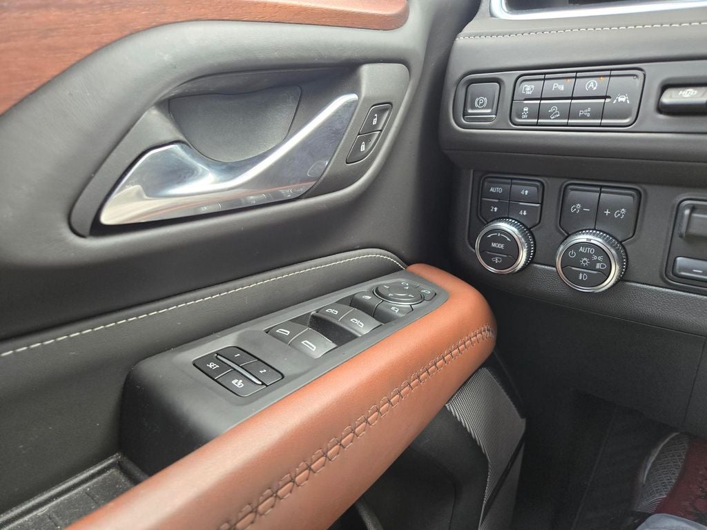2024 GMC Yukon XL Denali Ultimate