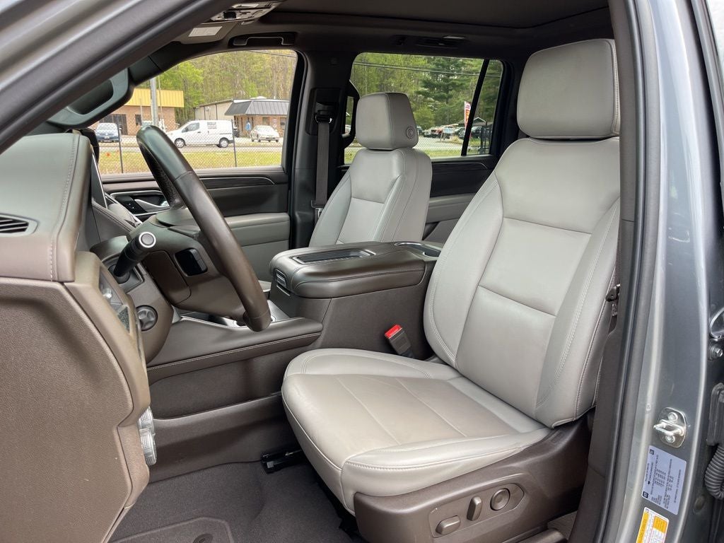 2022 Chevrolet Suburban LT