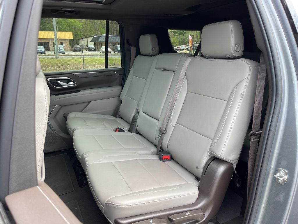 2022 Chevrolet Suburban LT