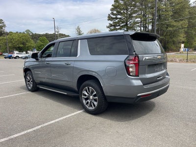 2022 Chevrolet Suburban LT