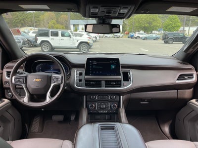 2022 Chevrolet Suburban LT