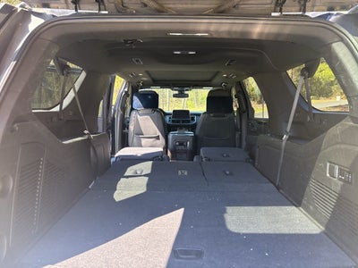 2021 Chevrolet Suburban RST