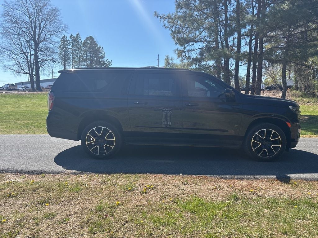 2021 Chevrolet Suburban RST