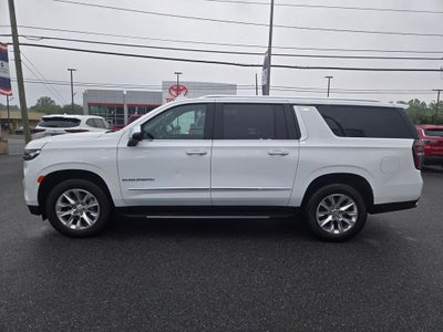 2023 Chevrolet Suburban Premier