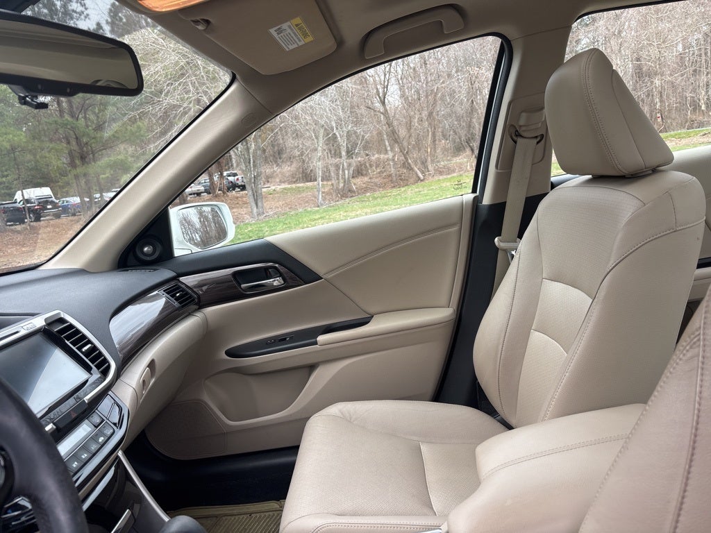 2017 Honda Accord EX-L ** HondaTrue Used Certified **