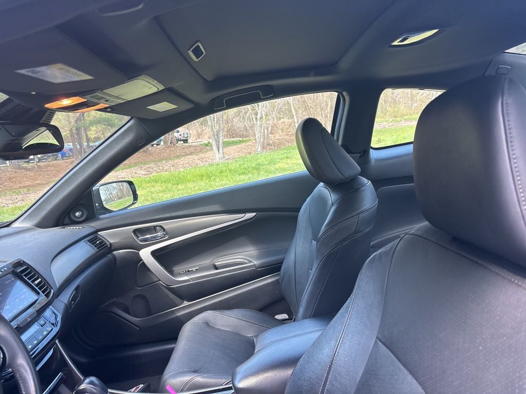 2016 Honda Accord EX-L w/Navigation and Honda Sensing