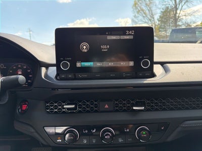 2025 Honda Accord SE
