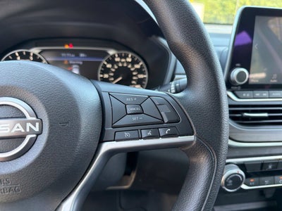 2025 Nissan Altima 2.5 SV AWD** Pohanka Certified ** ONE OWNER **