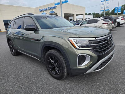 2025 Volkswagen Atlas 2.0T Peak Edition
