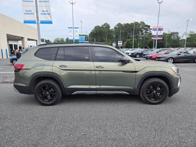 2025 Volkswagen Atlas 2.0T Peak Edition